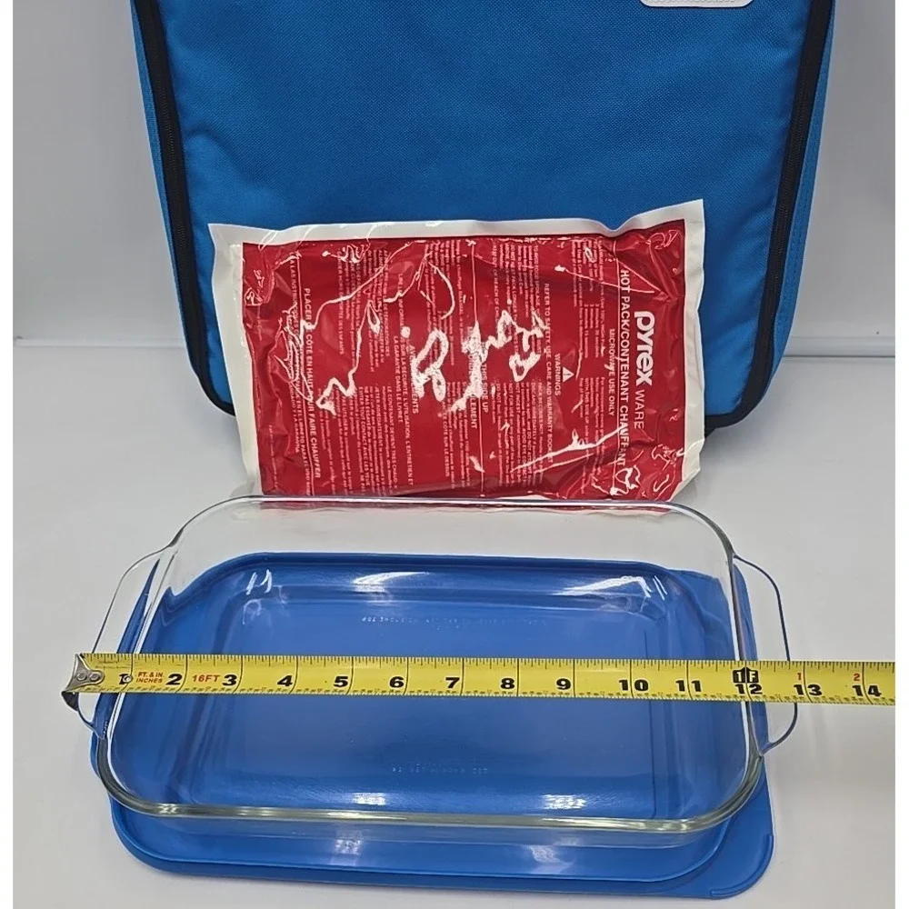 Pyrex Portables Insulated Carrier Glass Baking Casserole Safe Clear Storage Blue